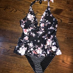 ‼️Brand New‼️ Cupshe Floral High Waisted Tankini